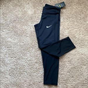 WOMENS NIKE CROPPED LEGGINGS